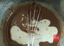 Brownie Cup Cake (Chocolate Sauce Version) Recipe Illustration 4