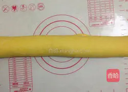 Illustration of how to make pumpkin rolls 6