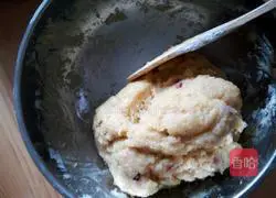 Illustration of how to make rose cookies 1