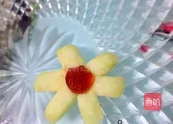 Lemon Illustration of how to make fragrant strawberry cookies (microwave plate) 2