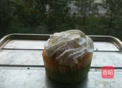 Illustration of how to make cupcakes 9