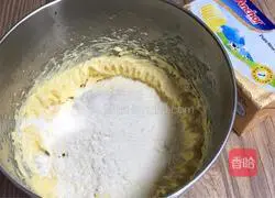 Double-color Butter Song Illustration of Qi's practice 5