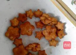 Illustration of how to make crispy biscuits 7