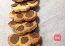 Illustration of how to make animal foot biscuits 12