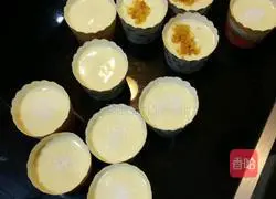 Vanilla Chiffon Cupcake Recipe Illustration 7