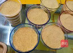 Illustration of how to make wooden bran cups 10