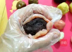 Illustration of how to make snow-skin mooncakes 14