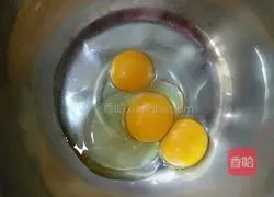 Illustration of how to make egg yolk biscuits 2