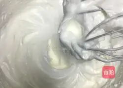 Cranberry Cheese Chiffon Cake Recipe Illustration 7