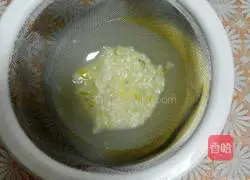 Yellow peach pulp egg tart recipe 5