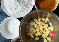 Illustration of how to make Halloween pumpkin cookies 1