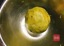 Illustration of how to make matcha honey bean biscuits 10