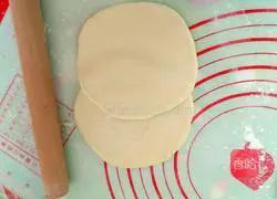 Illustration of how to make bean paste buns 7