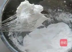 Illustration of how to make pumpkin seed cupcakes 7