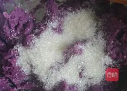 Illustration of how to make purple sweet potato cake 3