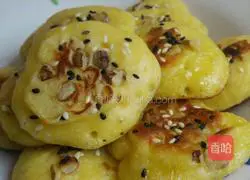 Illustration of how to make walnut pancakes 7