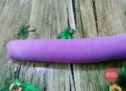 Illustration of how to make purple sweet potato rolls 9