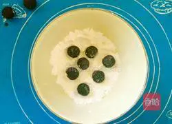 Open Smiling Crack Cookies Illustration of how to do it 8