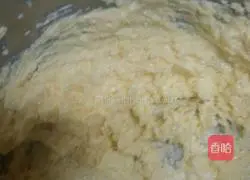 Illustration of how to make crushed raisin cookies 2