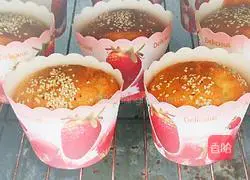 Illustration of how to make cupcakes 10