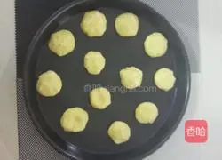 Illustration of making jam cookies 8