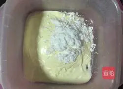 Illustration of how to make small cream cakes 3