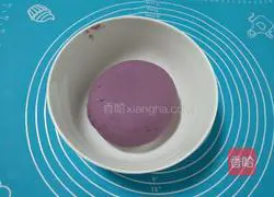 Illustration of how to make purple sweet potato roses 6