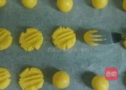 Egg yolk biscuits recipe 8