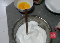 Chiffon Cake Recipe Illustration 6