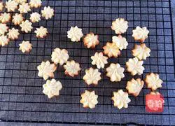 Illustration of how to make cookies 11