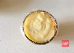 Illustration of how to make meat floss cake 14