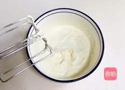 Strawberry Cream Waffle Recipe Illustration 10