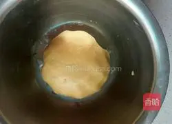 Illustration of how to make plum blossom biscuits 4