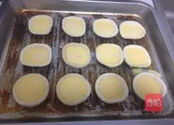 Illustration of how to make whole egg tarts 6