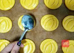 Halloween Pumpkin Cookies Recipe Illustration 11