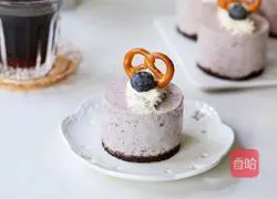 Blueberry Oatmeal Mousse Cake Recipe Illustration 13