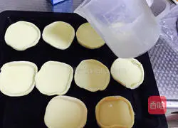 Illustration of how to make simple egg tarts 5