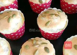 Illustration of how to make meat floss cake 15