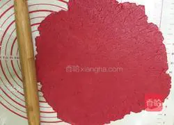 Illustration of how to make rose cookies 10