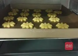 Illustration of how to make butter cookies 11