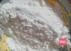 Illustration of how to make crispy biscuits 6