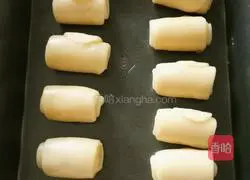 Illustration of how to make bean paste open cake 8
