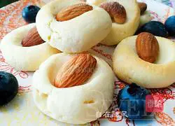 Illustration of how to make nut biscuits 7