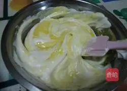 Chiffon Cake Recipe Illustration 9