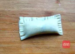 Illustration of how to make wonton peel banana pie 5