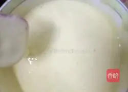 Illustration of how to make chiffon cake 7