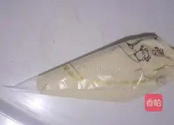 Illustration of how to make water-free and oil-free soft cakes 5