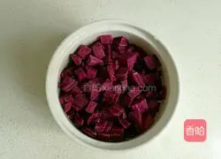 Illustration of how to make purple sweet potato balls 2