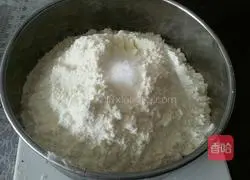 Illustration of how to make green onion cookies 5