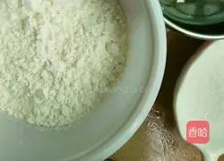 Red Bean Chiffon Cake Recipe Illustration 3